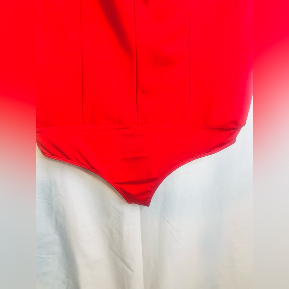 Express Fitted Ponte Sweetheart Neckline Off The Shoulder Red Bodysuit. SKU 139 - Picture 5 of 11